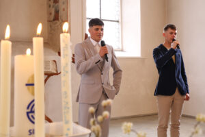 2023 04 02 Konfirmation Ref. Kirche Seon Singen Jungs 66 Bearb